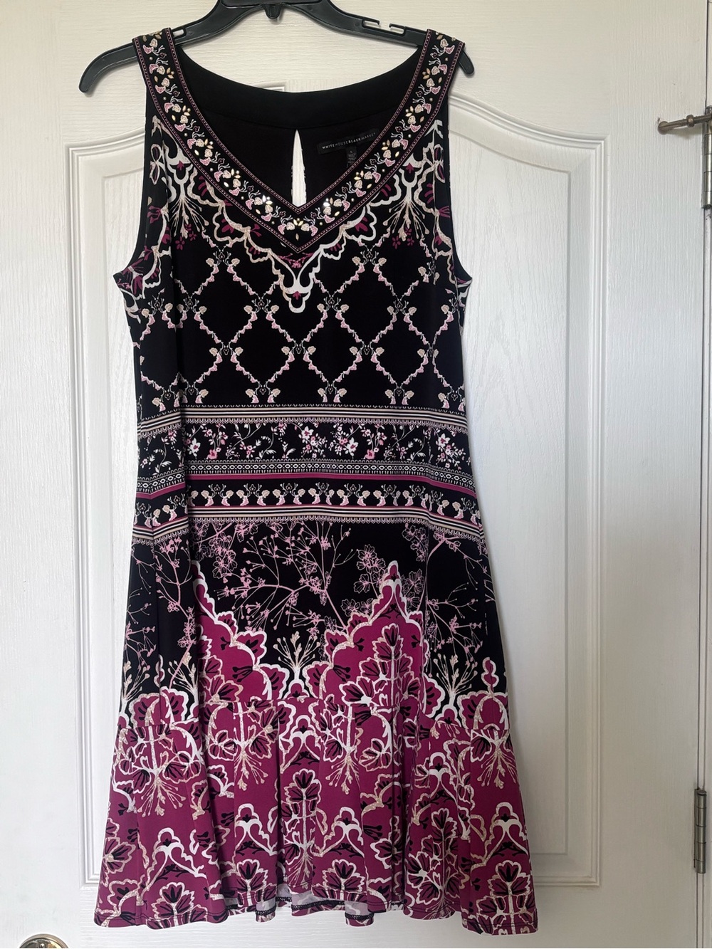 White House Black Market Black and Magenta Patterned V‑Neck Sleeveless Dress